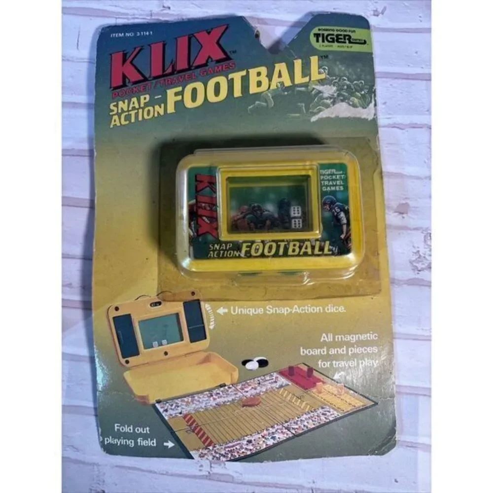 KLIX Snap Action Football Pocket Travel Game 1989 Tiger Electronics‎ Unopened